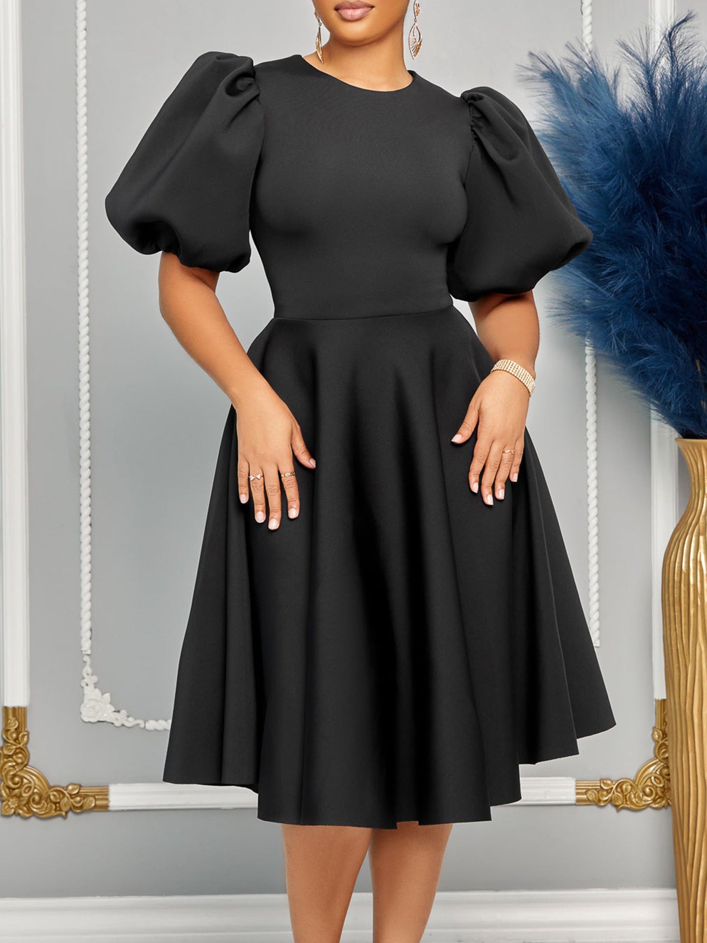 1446c2e7-d860-4144-927b-c309a1954692 - Poised Curves