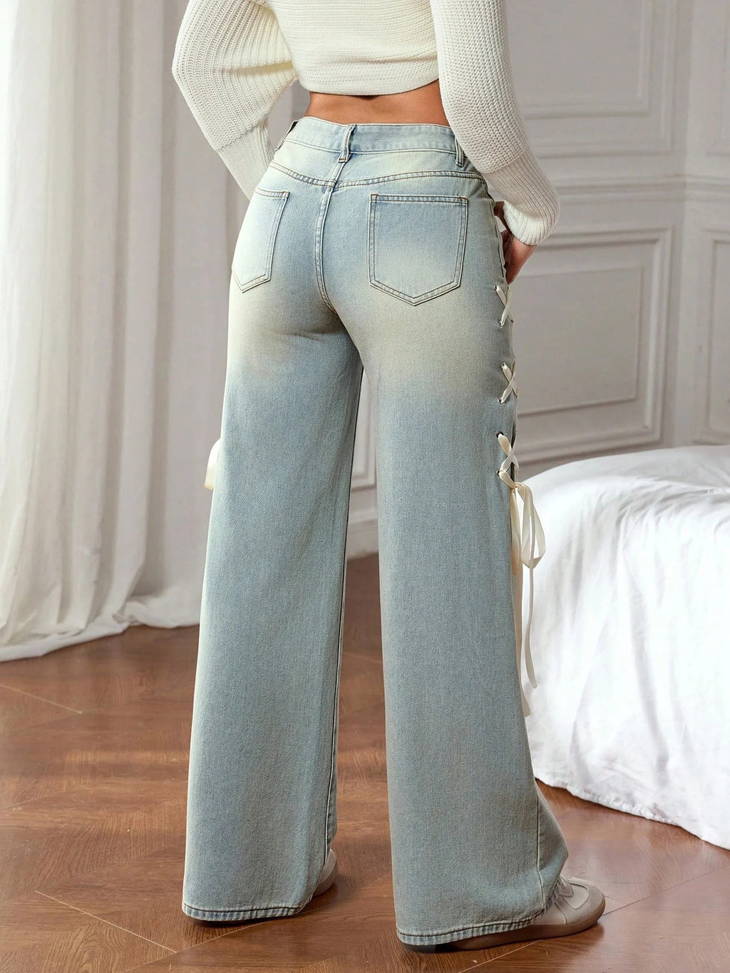 Wide-Leg Denim Jeans with Side Ribbon