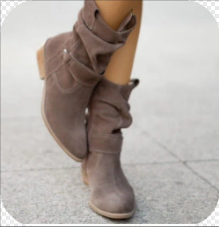 46a974ee-4909-4c3d-a208-21cf169bf27f - Poised Curves