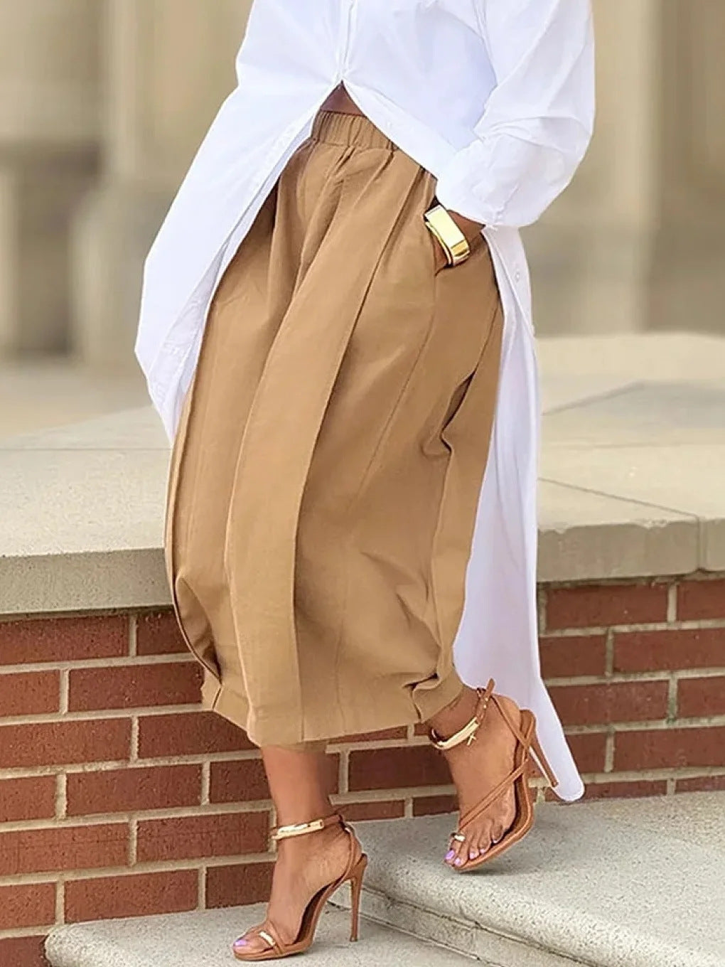 Wide-Leg Cropped Trousers