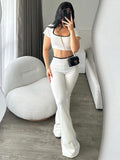 65fc9763-2c98-4318-812f-2db8914e3ee1 - Poised Curves
