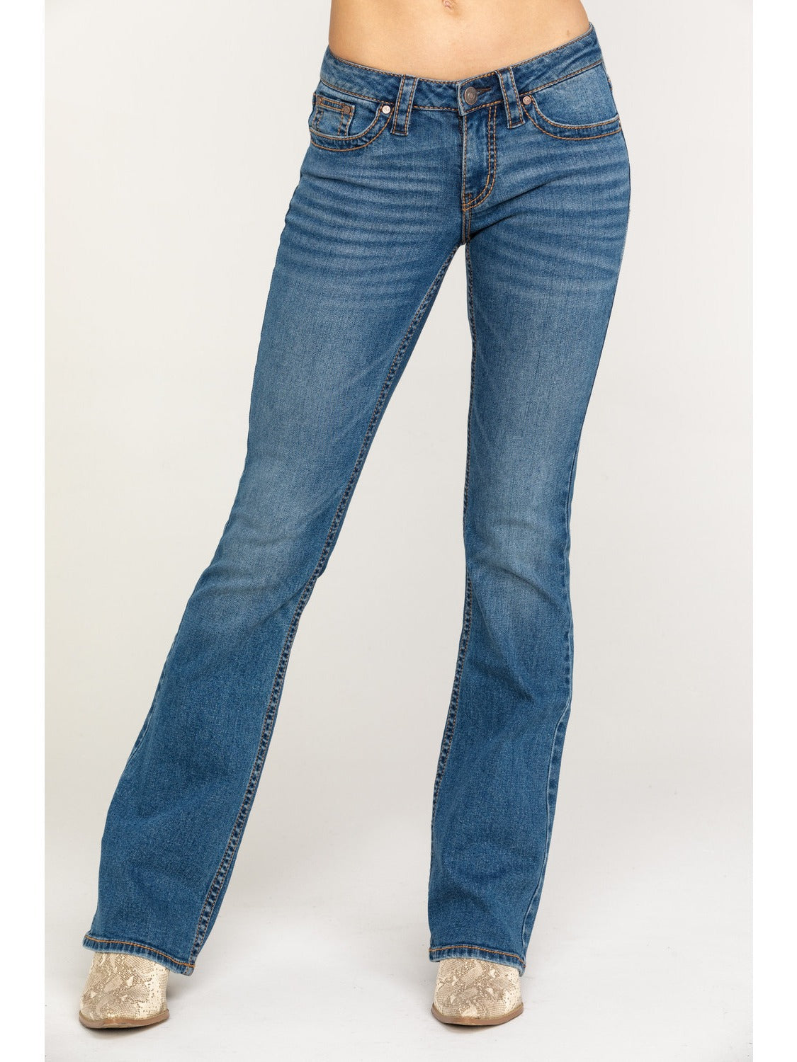 8a911a6f-68db-488e-a32d-d6c5f7a9ebbd - Poised Curves