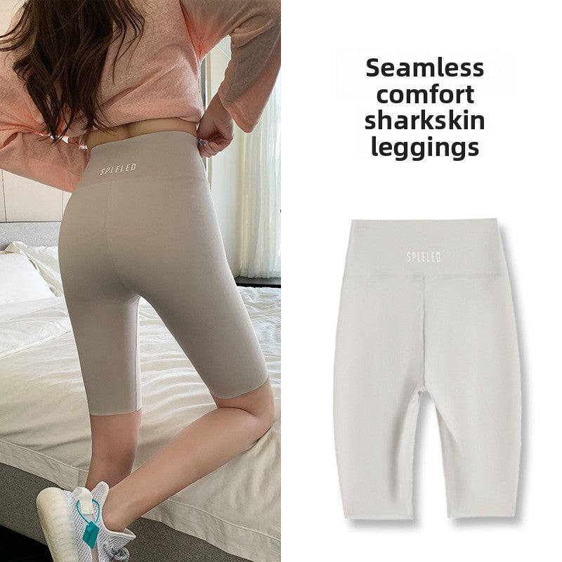 915c08d8-d46d-4917-93f8-ef84871f3a72 - Poised Curves