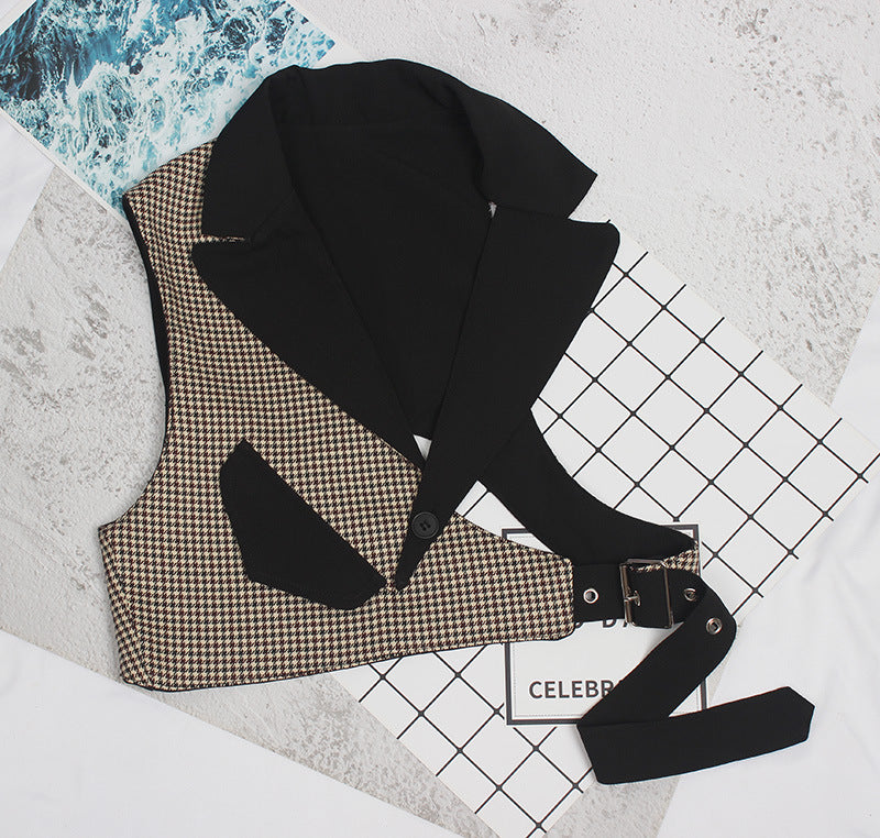 924c3619-ef76-4b50-9332-9585a6dfbe1f - Poised Curves