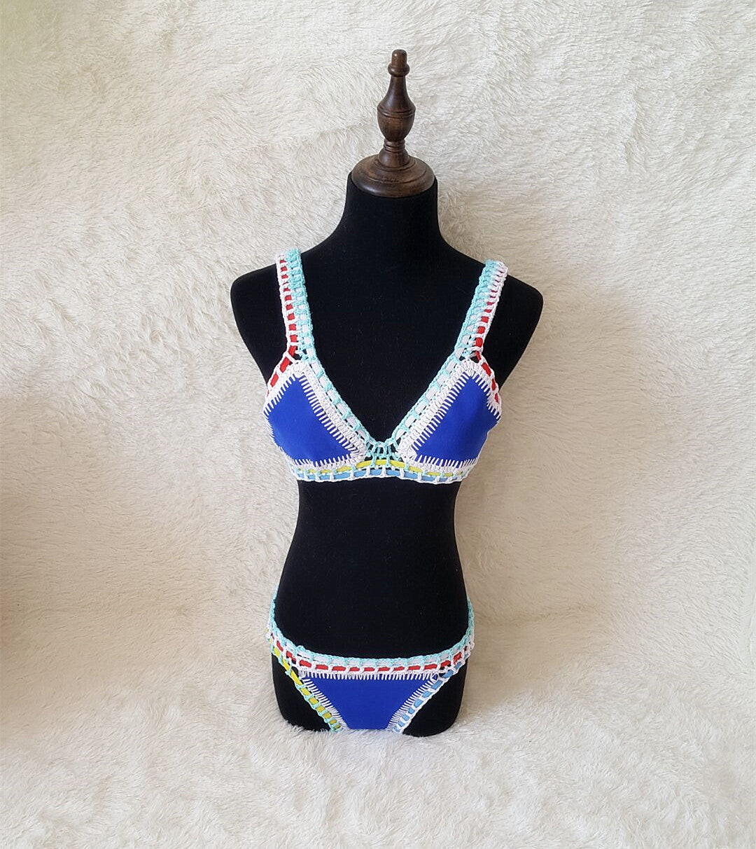 ab86b5fa-68ae-4634-ba02-cfbe63d96ced - Poised Curves