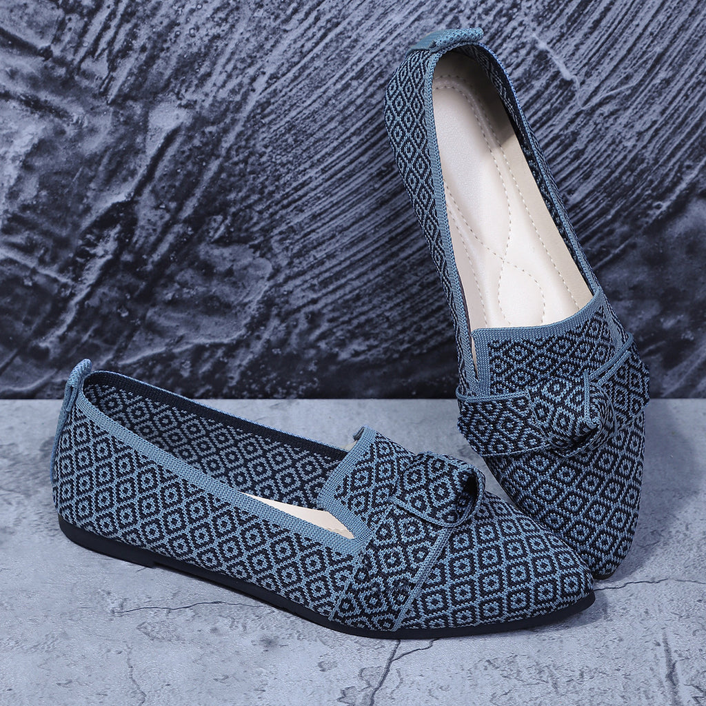 Pointed-Toe Slip-On Flat Shoes