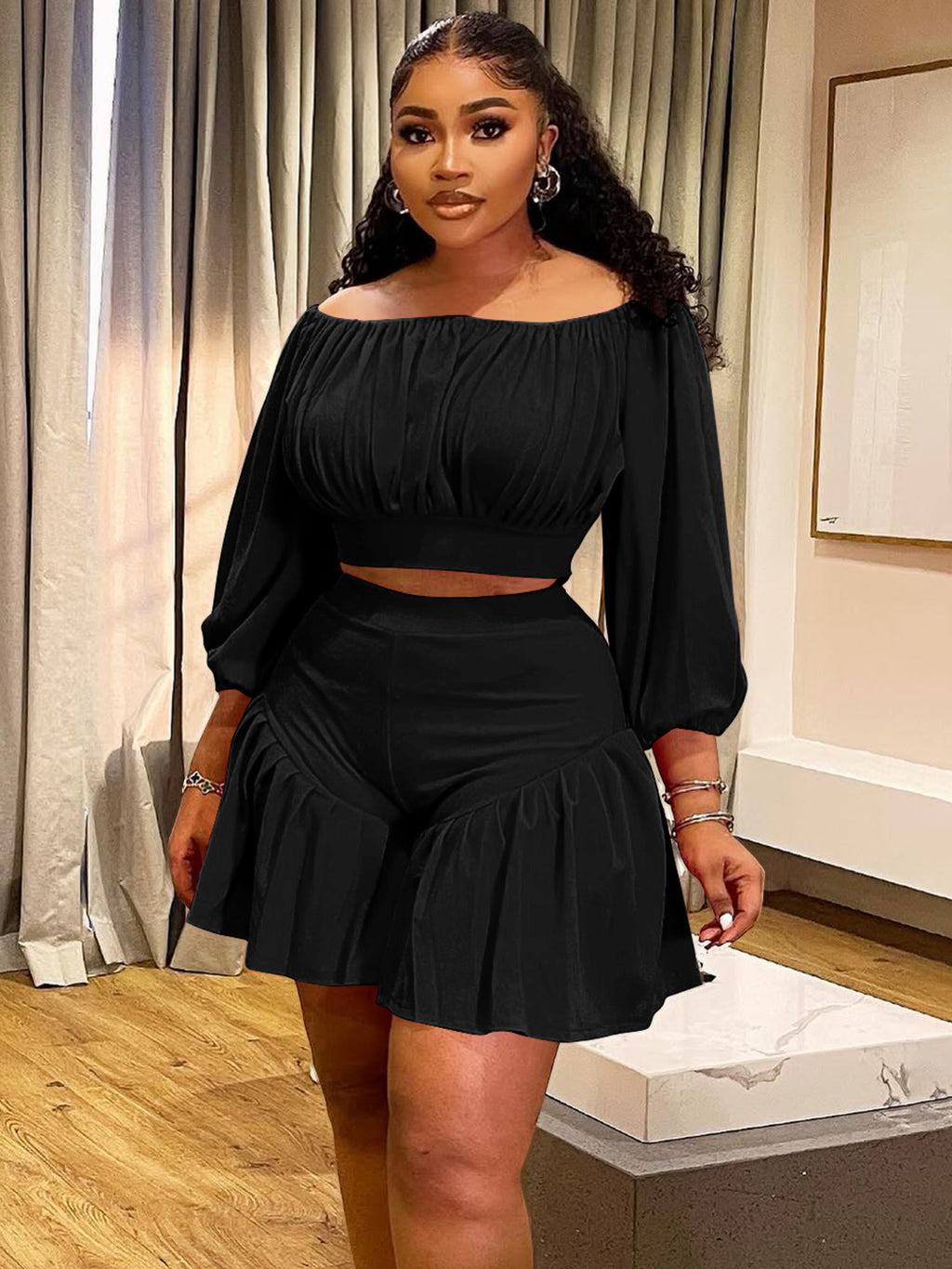 c9a29536-9600-4399-8ebd-7d9b4a2c6bc7 - Poised Curves