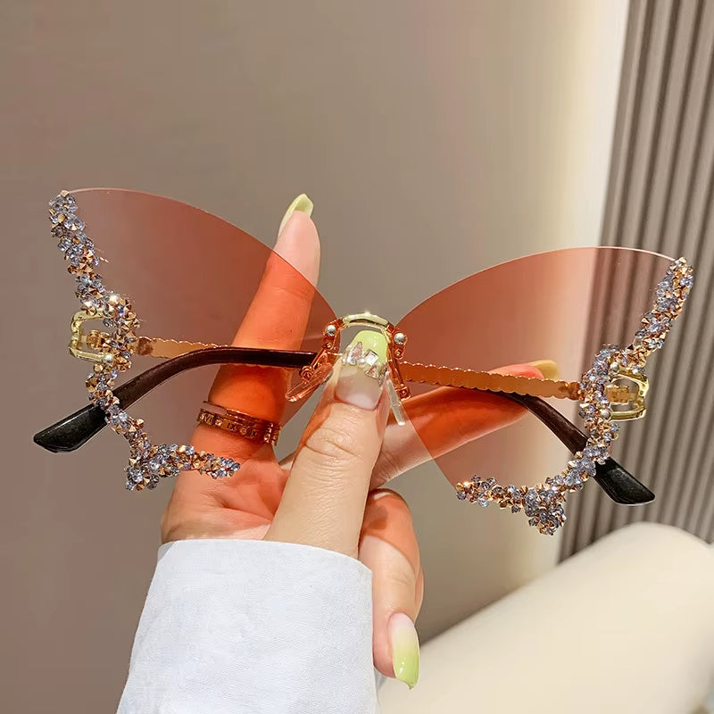 Luxury Diamond Butterfly Sunglasses Women Brand Y2K Vintage Rimless Oversized Sun Glasses Ladies Eyewear Shades UV400 Goggles