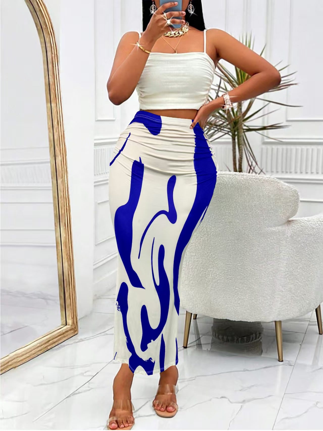 e6d5df4f-3e86-46a1-8bdd-a5da352b65b3 - Poised Curves