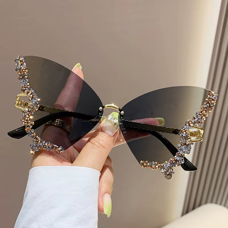 Luxury Diamond Butterfly Sunglasses Women Brand Y2K Vintage Rimless Oversized Sun Glasses Ladies Eyewear Shades UV400 Goggles